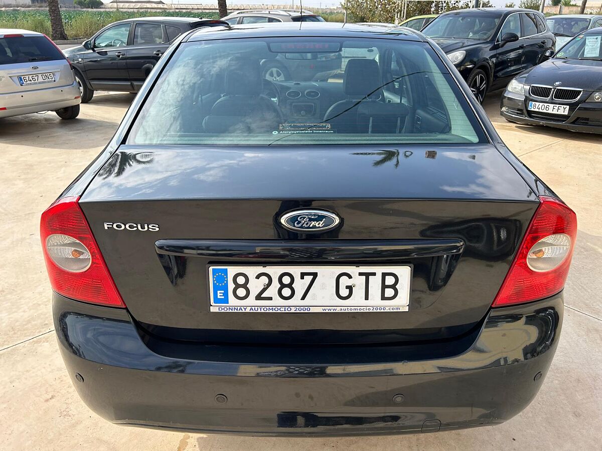 FORD FOCUS TITANIUM 2.0 AUTO SPANISH LHD IN SPAIN 101000 MILES SUPER 2010